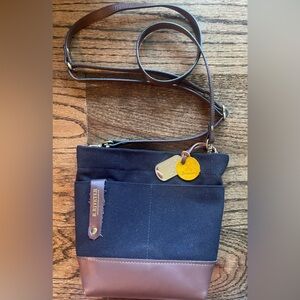 R. Riveter Betsy Bucket tote